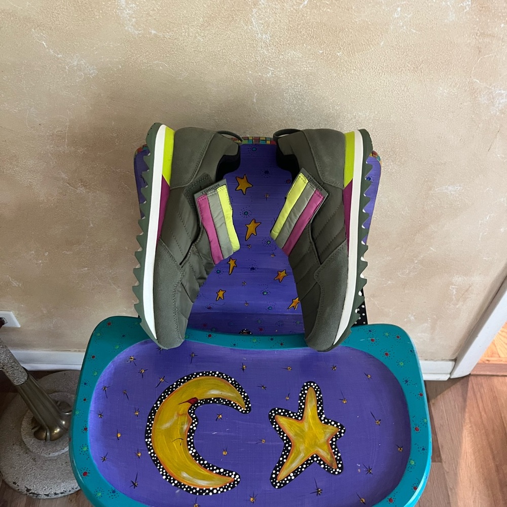 COLORFUL Merrell Alpine Mocs 💕! BRAND NEW…